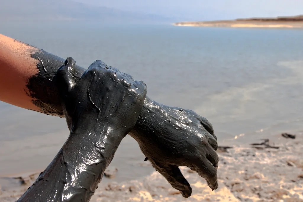 Dead Sea Mud: Natural Beauty Secrets and Benefits