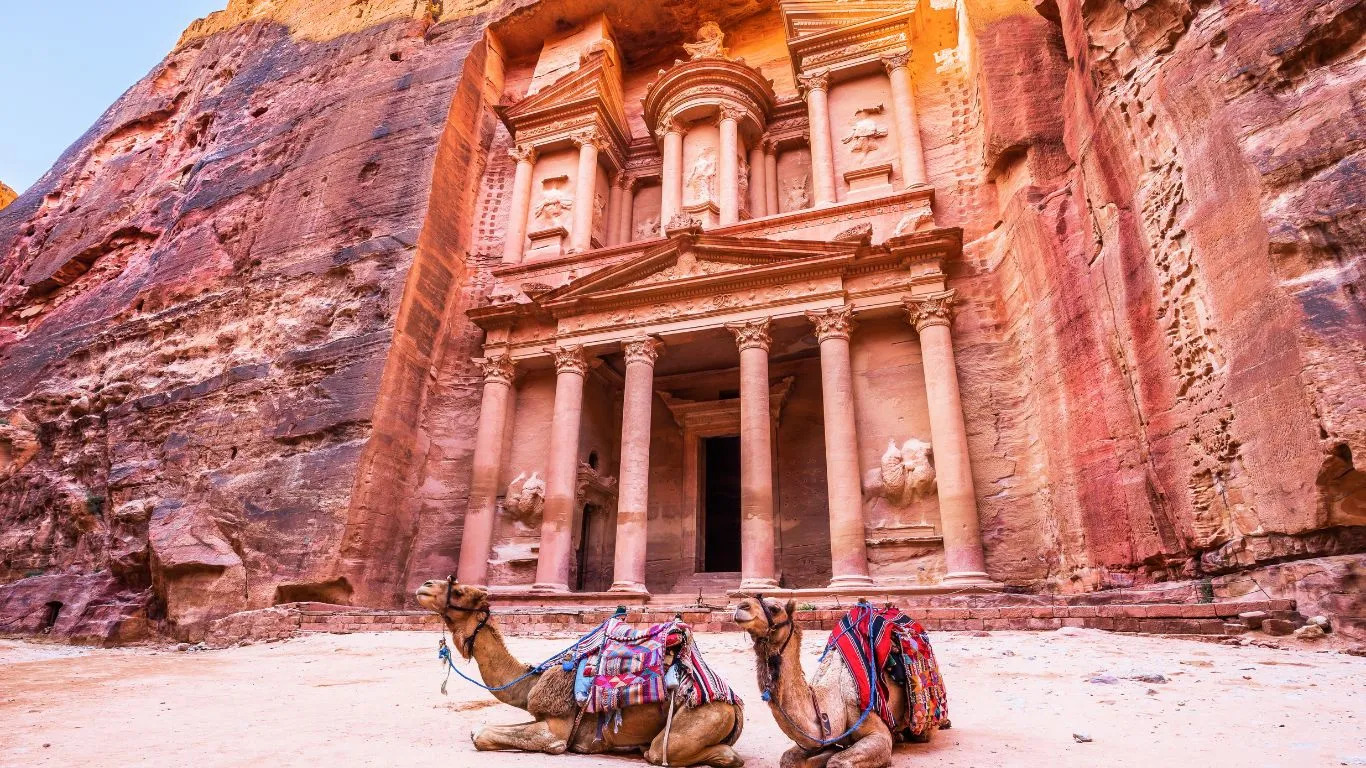 The Ultimate Guide to Petra, Jordan